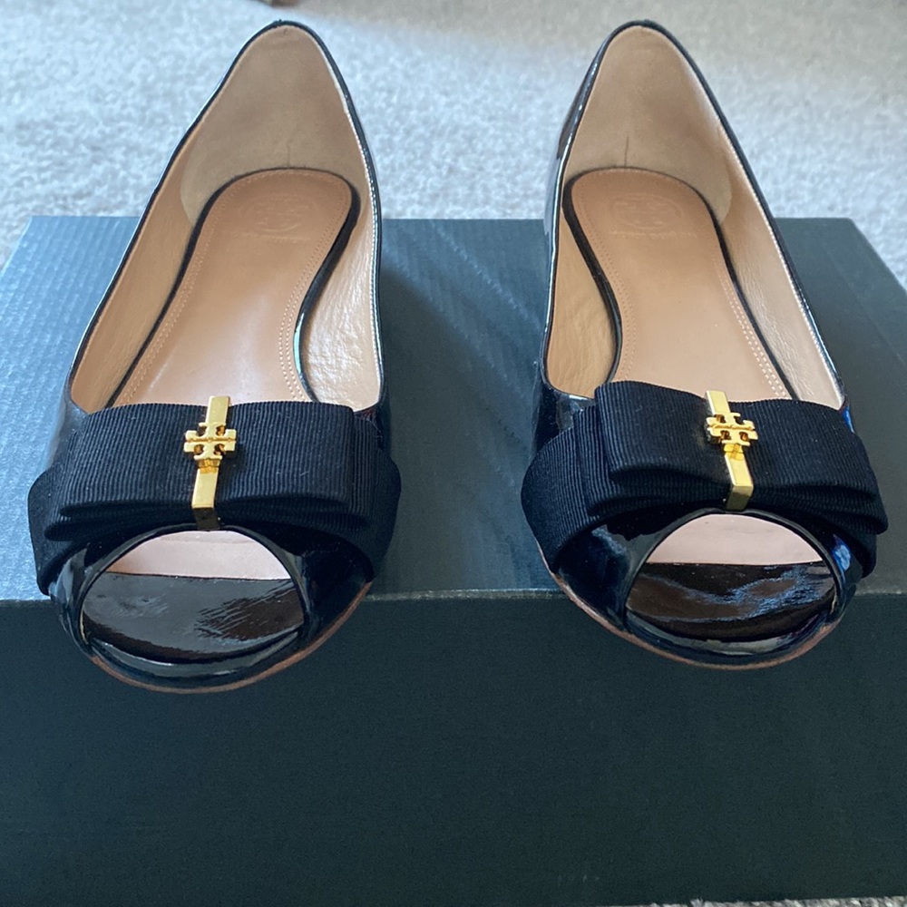 Tory Burch Open Toe flats